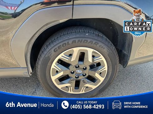 Used 2025 Subaru Forester Premium AWD/4WD image 10