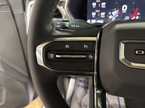 New 2026 GMC Canyon Denali image 25