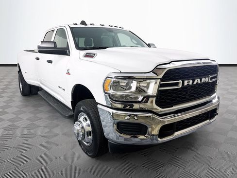 Used 2022 RAM 3500 Tradesman AWD/4WD image 1