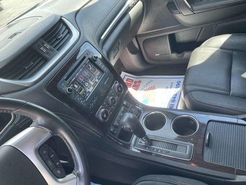 Used 2017 Chevrolet Traverse LT AWD/4WD image 28
