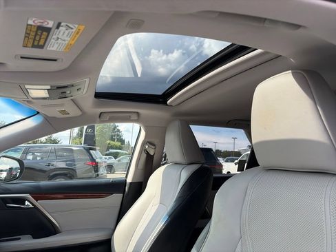 Used 2018 Lexus RX 350L AWD image 11