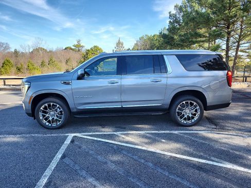 New 2026 GMC Yukon XL Elevation w/ Elevation Premium Package image 2