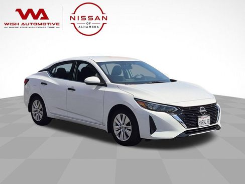 Used 2025 Nissan Sentra S FWD image 3