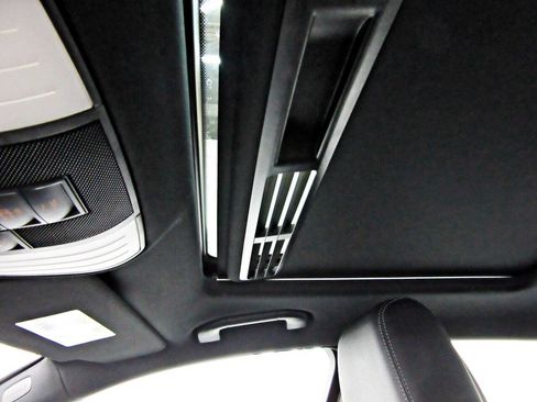 Used 2015 Mercedes-Benz E 350 4MATIC Sedan image 20