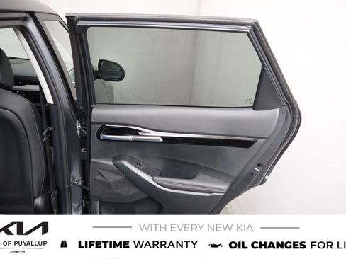 New 2026 Kia Seltos S image 13