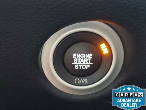 Used 2021 Chrysler Pacifica Limited w/ Premium & Safety Sphere Group image 40