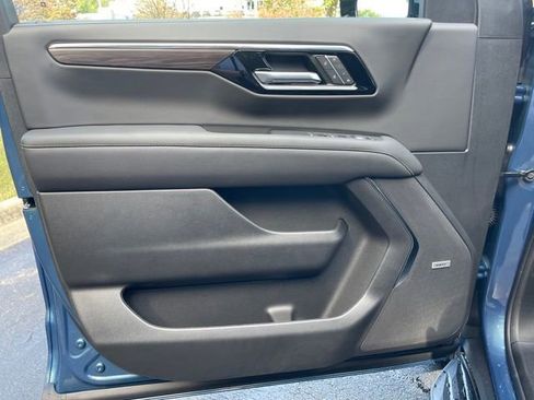 New 2025 Chevrolet Tahoe Premier w/ Sun And Tow Package image 17