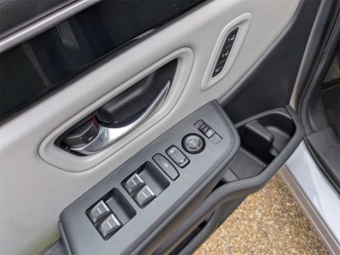 Certified 2024 Honda Pilot Touring image 13