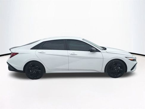 New 2026 Hyundai Elantra Sport image 4