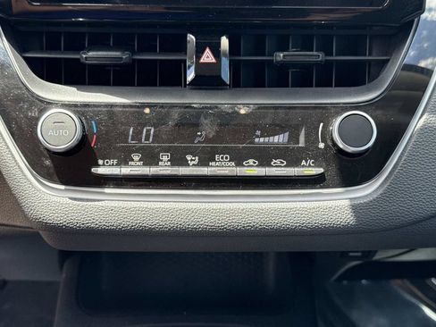 Used 2024 Toyota Corolla LE FWD image 23