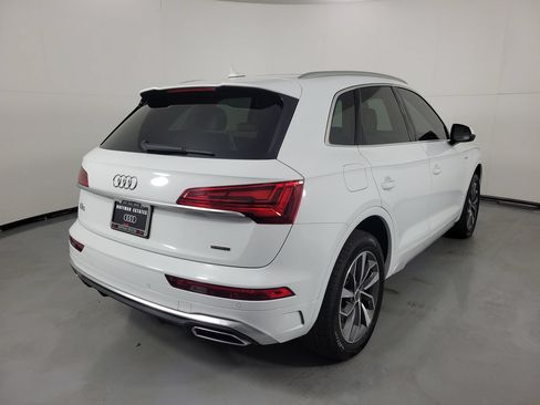 Used 2024 Audi Q5 2.0T Premium Plus w/ Premium Plus Package AWD/4WD image 37
