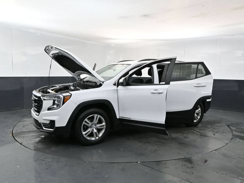 Used 2023 GMC Terrain SLE w/ Driver Convenience Package AWD/4WD image 27