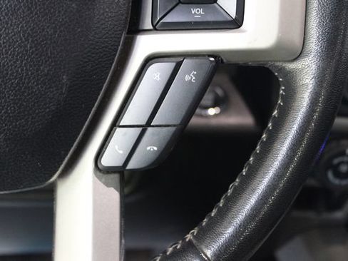 Used 2020 Ford F150 Lariat AWD/4WD image 19