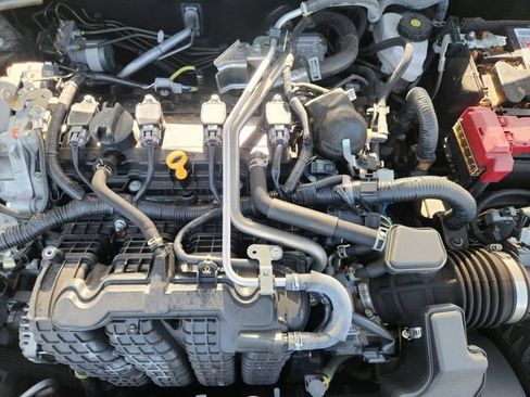 Used 2025 Nissan Altima 2.5 S FWD image 28