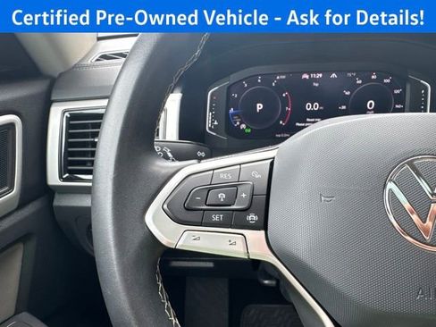 Certified 2023 Volkswagen Atlas SE w/ Panoramic Sunroof Package AWD/4WD image 19