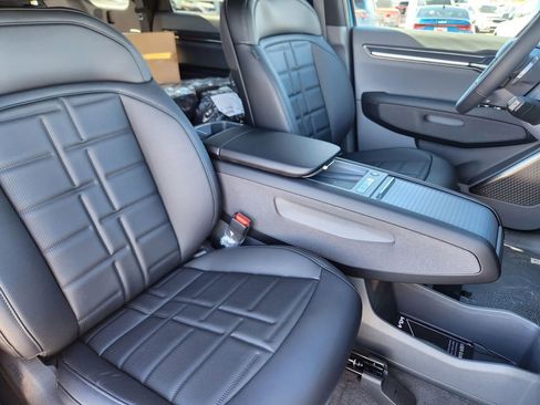 New 2026 Kia EV9 Land image 13