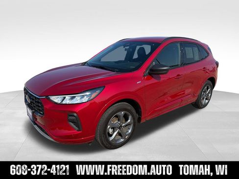 Used 2024 Ford Escape ST-Line w/ Tech Pack #1 AWD/4WD image 2