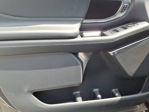 New 2027 Ford Expedition Platinum w/ Stealth Performance Package AWD/4WD image 17