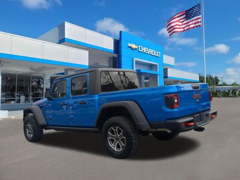 Used 2024 Jeep Gladiator Mojave AWD/4WD image 7