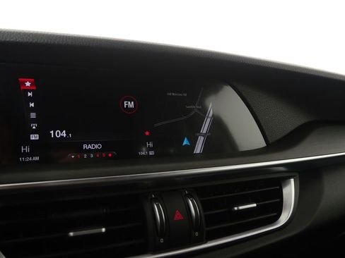 Used 2018 Alfa Romeo Stelvio Ti w/ Convenience Package image 22