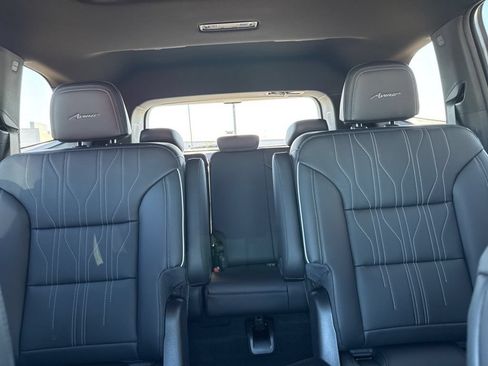 New 2026 Buick Enclave Avenir w/ Super Cruise Package AWD/4WD image 27