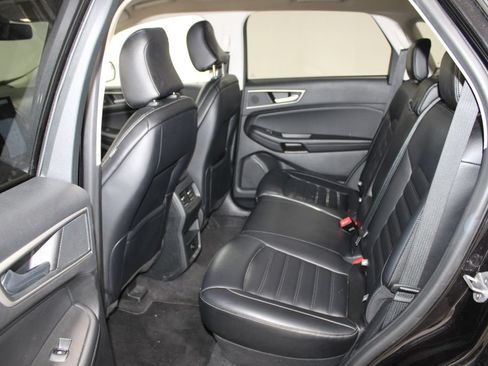 Used 2024 Ford Edge SEL AWD/4WD image 17