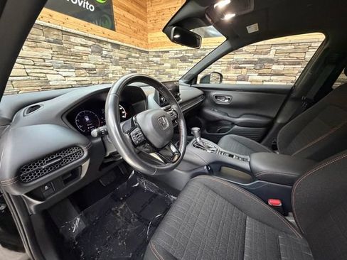 Used 2023 Honda HR-V Sport image 10