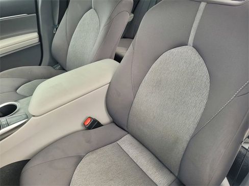 Used 2023 Toyota Camry LE image 13