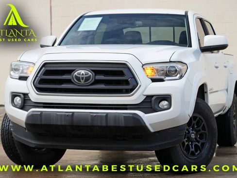 Used 2021 Toyota Tacoma SR5 RWD image 1