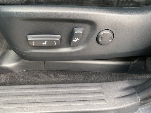 Used 2024 Toyota 4Runner TRD Off-Road image 17