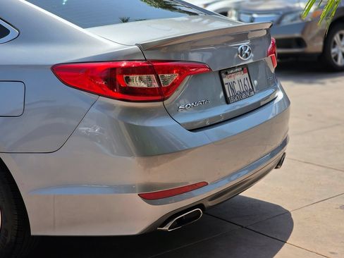 Used 2015 Hyundai Sonata Sport w/ Option Group 03 FWD image 10
