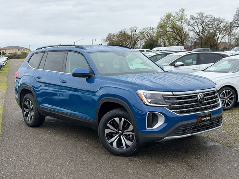 New 2026 Volkswagen Atlas SE image 3