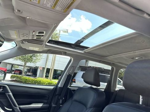 Used 2018 Subaru Forester 2.5i Touring w/ Popular Package #3B AWD/4WD image 22