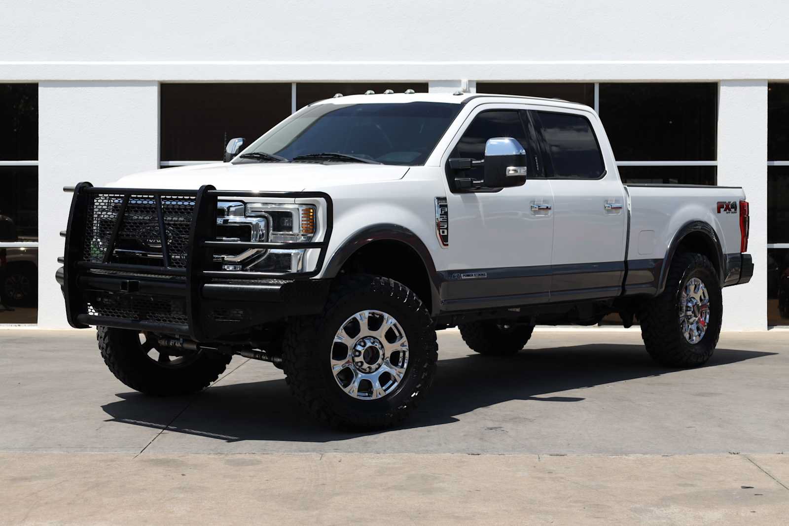 Used 2022 Ford F250 Lariat w/ Lariat Ultimate Package AWD/4WD image 1
