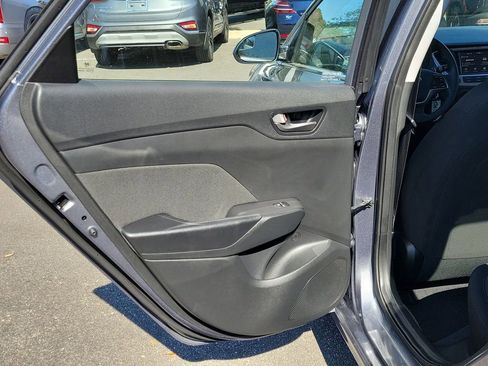 Used 2020 Hyundai Accent SEL image 7