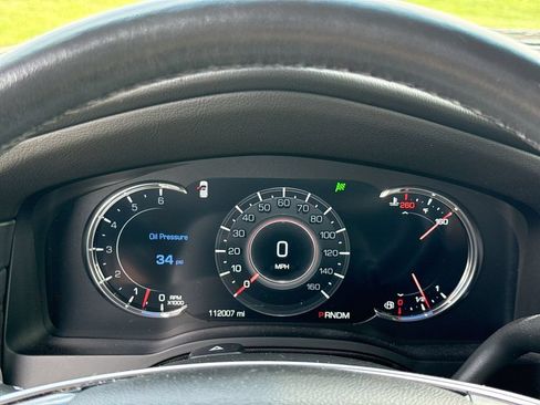 Used 2016 Cadillac Escalade Luxury AWD/4WD image 27