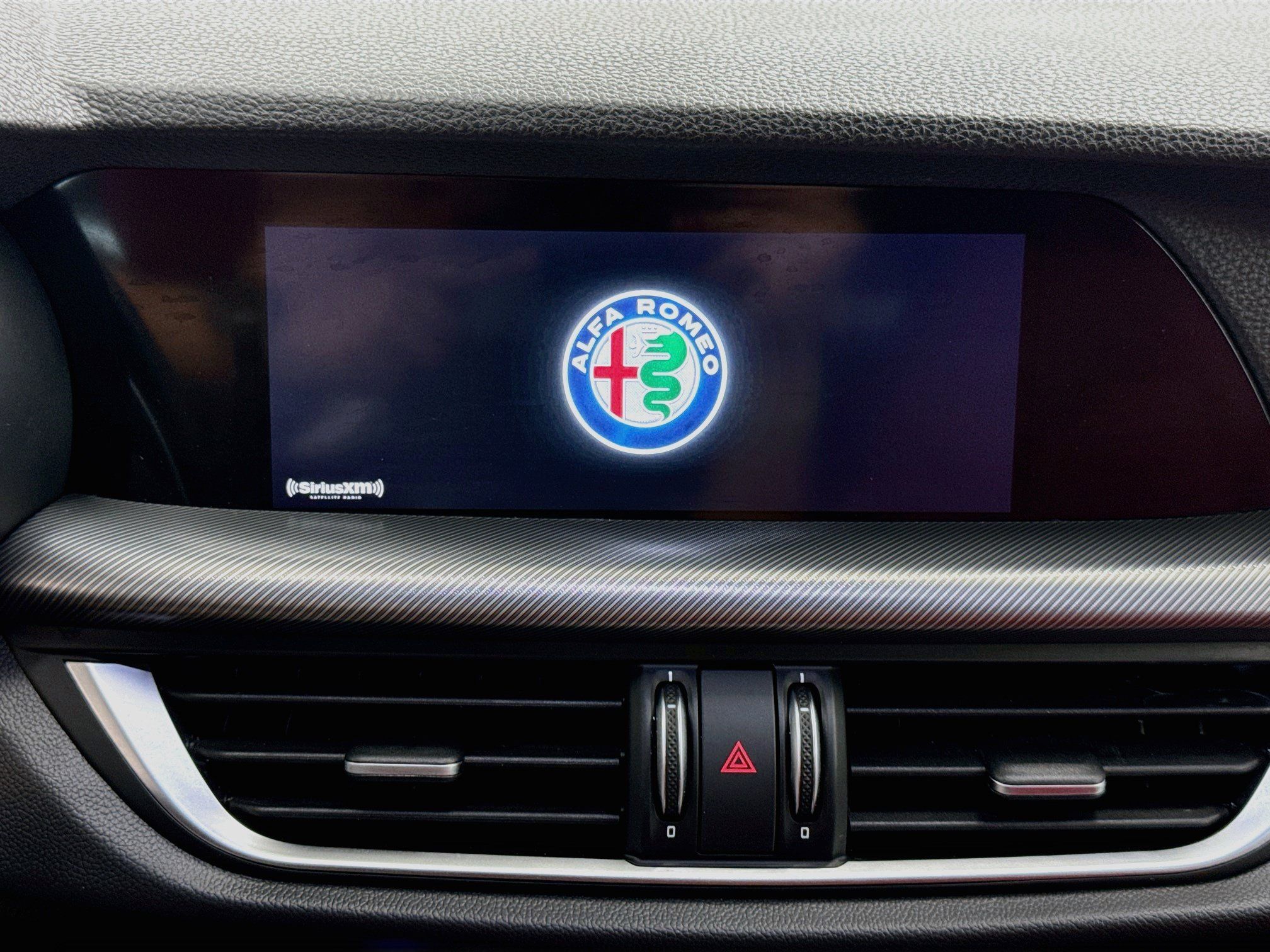 Used 2024 Alfa Romeo Stelvio Veloce AWD/4WD image 21