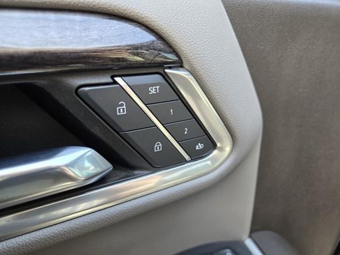 Used 2022 Chevrolet Silverado 1500 LTZ image 22