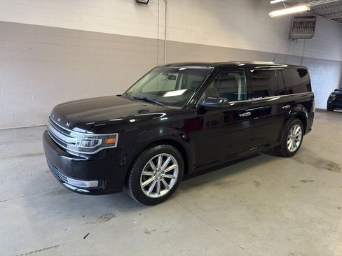 Used 2018 Ford Flex Limited AWD/4WD image 3