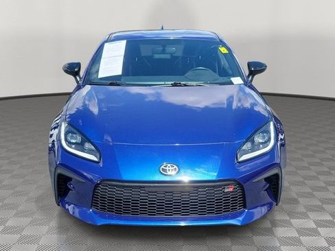 Used 2023 Toyota GR86 Premium RWD image 2