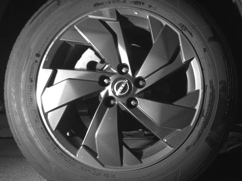 Used 2025 Nissan Rogue SV FWD image 15