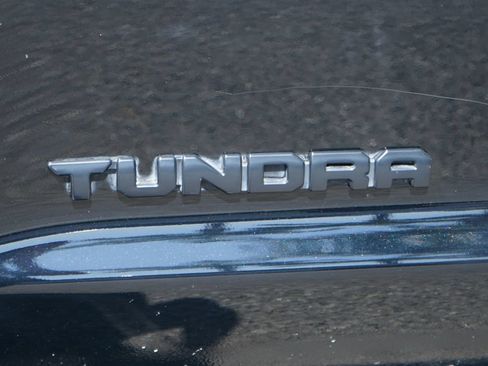 Used 2020 Toyota Tundra SR5 w/ SR5 Upgrade Package AWD/4WD image 46
