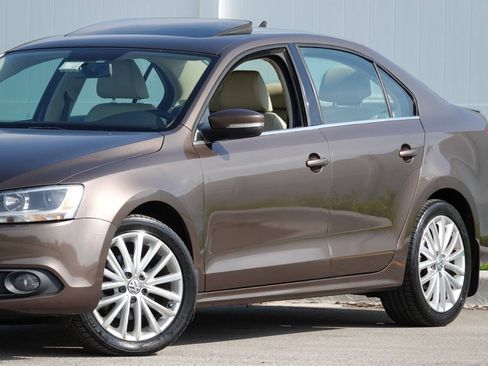 Used 2014 Volkswagen Jetta TDI FWD image 3