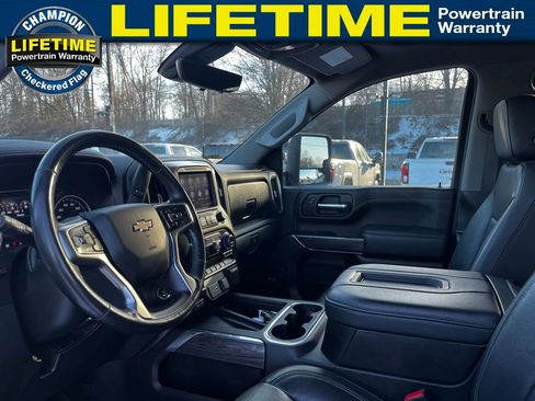 Used 2020 Chevrolet Silverado 2500 LTZ w/ LTZ Premium Package image 18