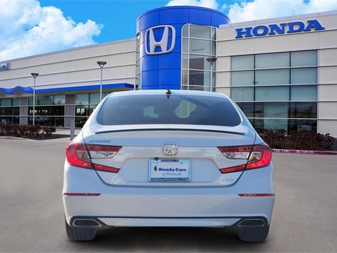 Used 2022 Honda Accord Sport image 5