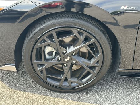 Used 2025 Hyundai Elantra N Line FWD image 11