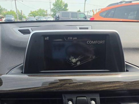 Used 2017 BMW X1 xDrive28i AWD/4WD image 26