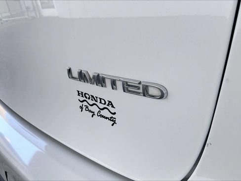 Used 2019 Chrysler Pacifica Limited image 10