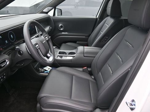 Used 2026 Hyundai Palisade Calligraphy image 10