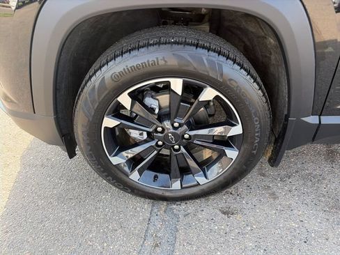 Used 2026 Chevrolet Equinox RS w/ Convenience Package III AWD/4WD image 13